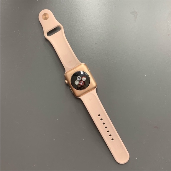**PiNK APPLE WATCH 3SERIES!** AMAZING CONDITION